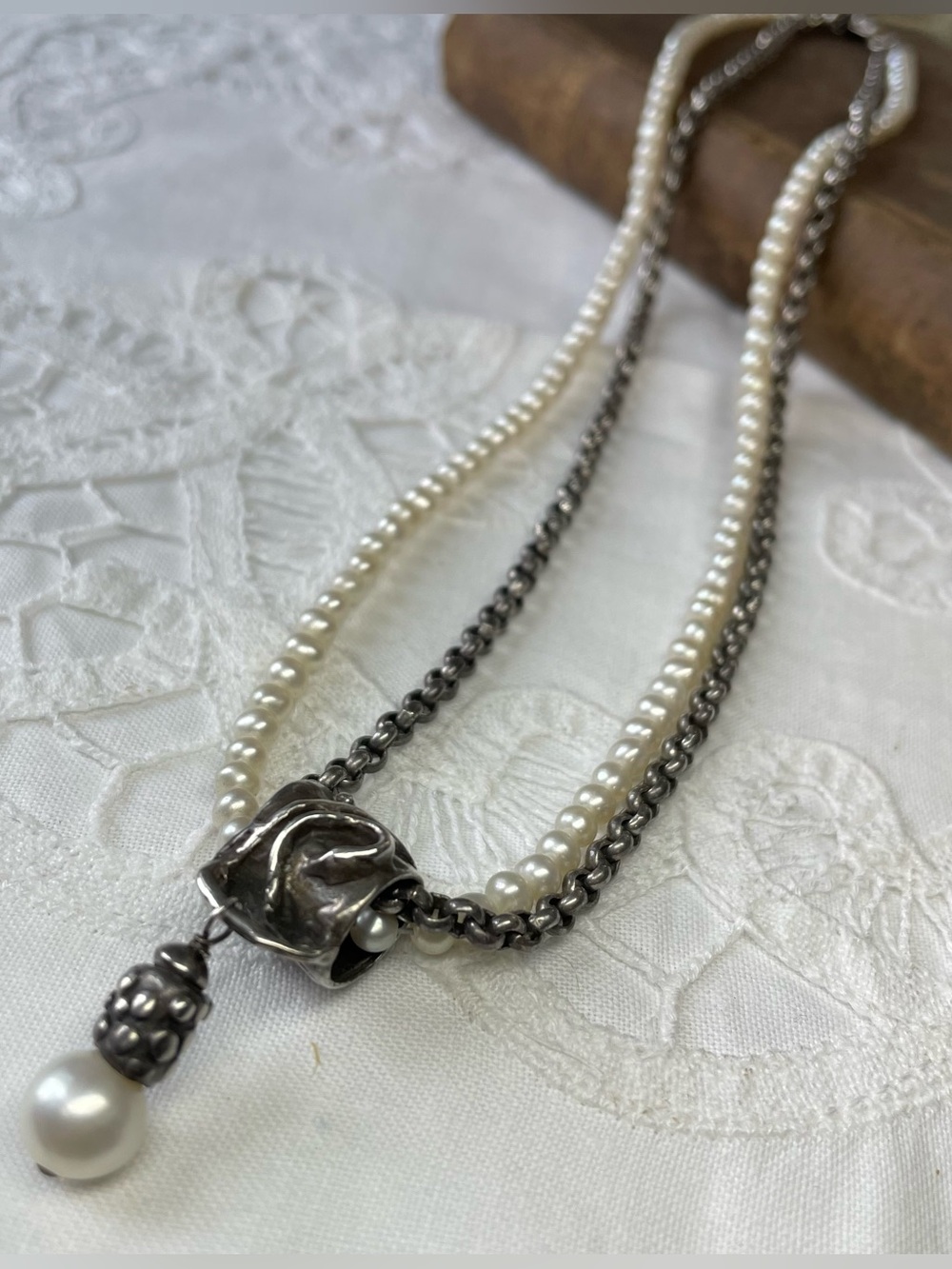 Vintage sterling silver chain & pearl necklace - Picture 3 of 7